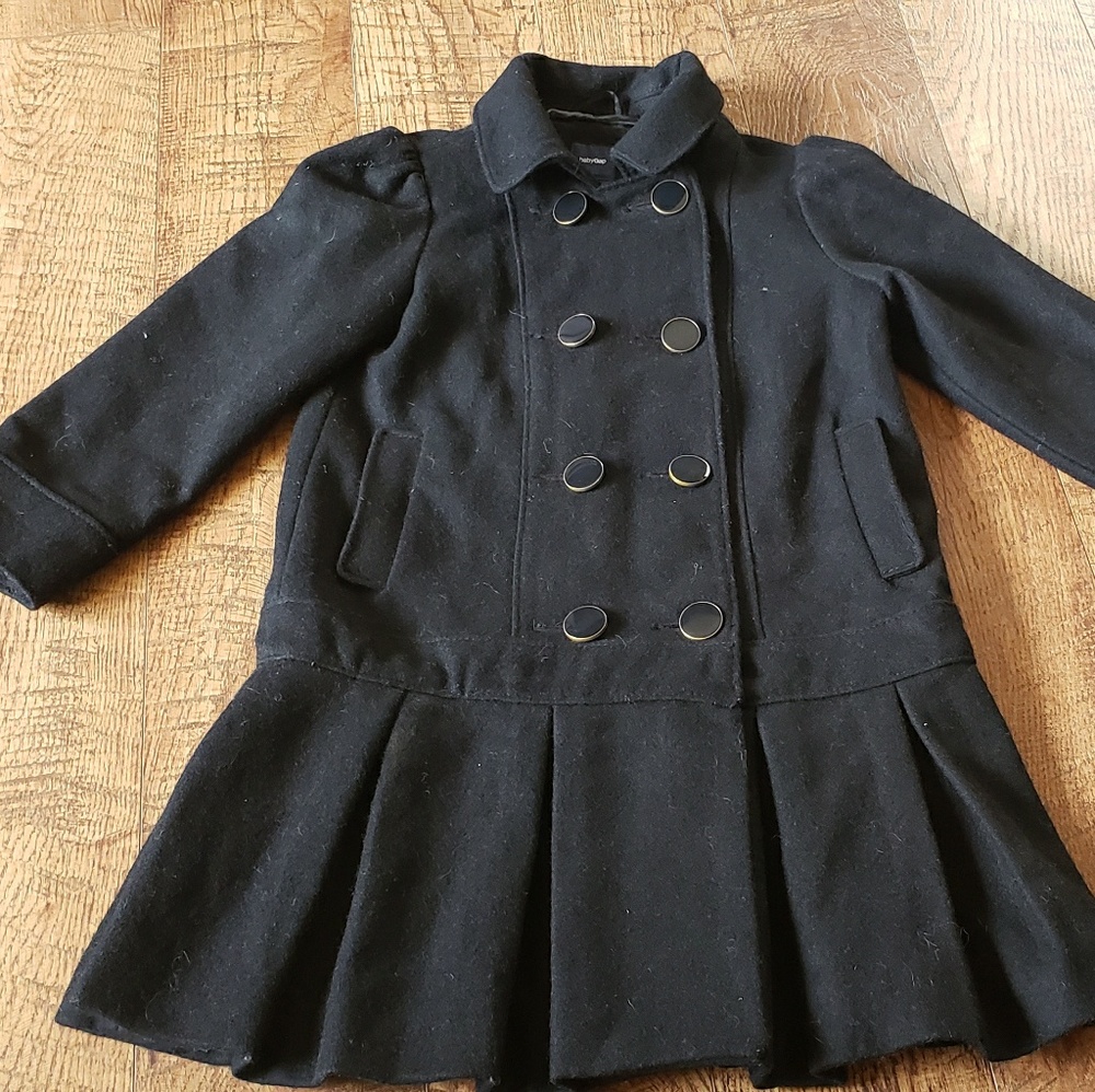 Gap kids girl black pea coat. Size 5 years
